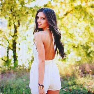White backless romper ⭐️⭐️